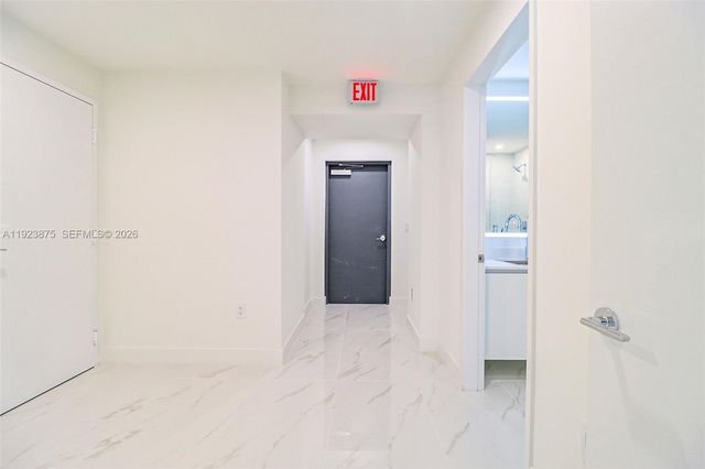 700 NE 24 Street 4201, Miami, FL 33137