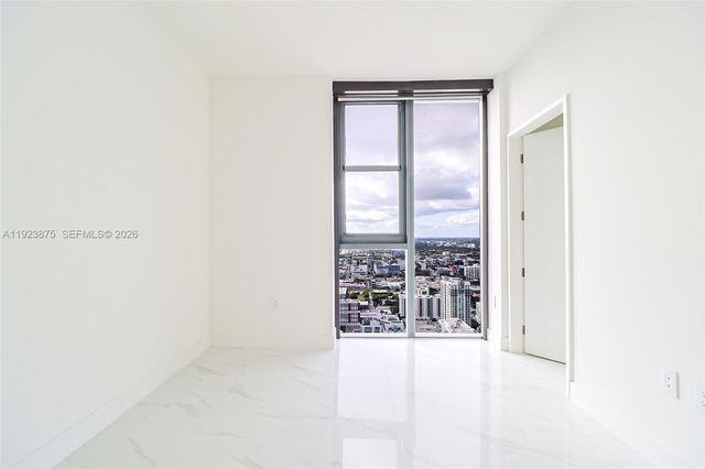 700 NE 24 Street 4201, Miami, FL 33137