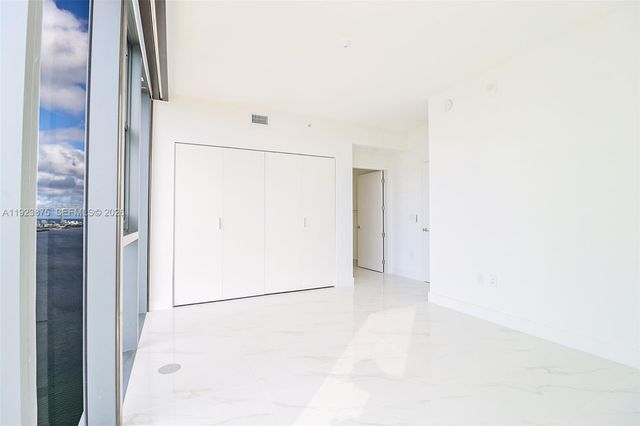 700 NE 24 Street 4201, Miami, FL 33137