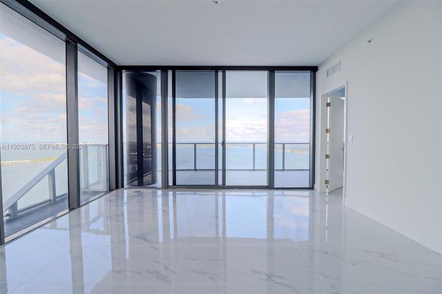 700 NE 24 Street 4201, Miami, FL 33137