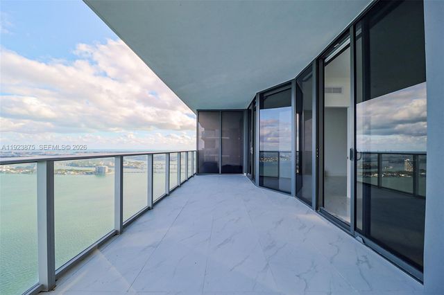 700 NE 24 Street 4201, Miami, FL 33137