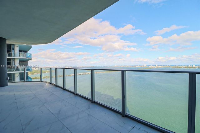 700 NE 24 Street 4201, Miami, FL 33137