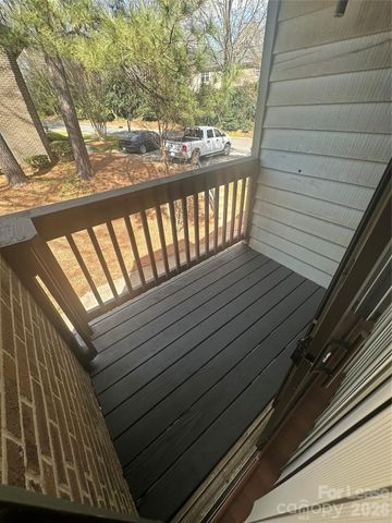 5024 Sardis Road, Charlotte, NC 28270