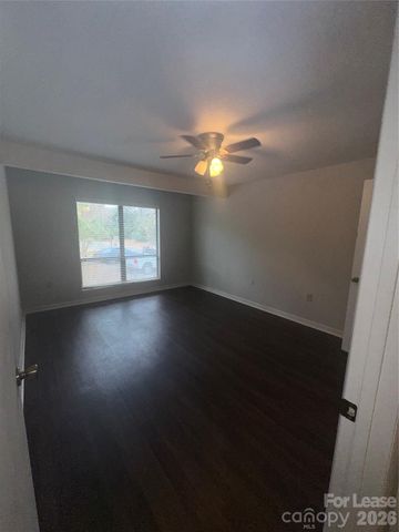 5024 Sardis Road, Charlotte, NC 28270