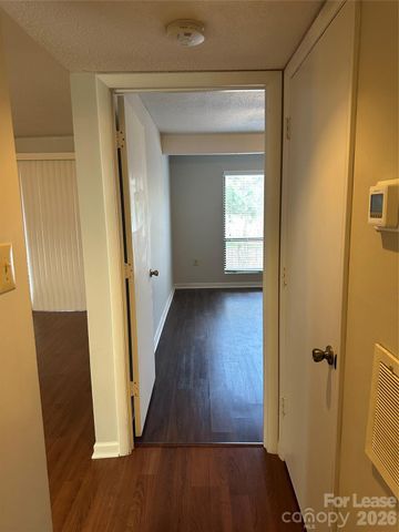 5024 Sardis Road, Charlotte, NC 28270