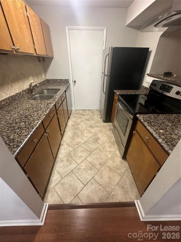 5024 Sardis Road, Charlotte, NC 28270