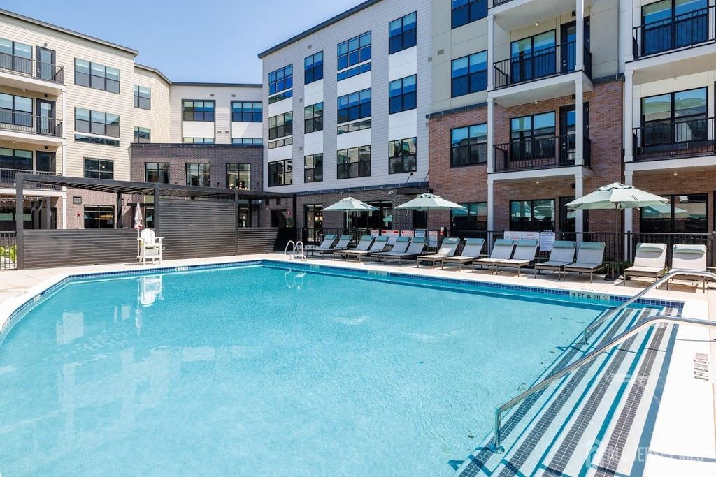 2000 Schindler Drive, South Amboy, NJ 08857