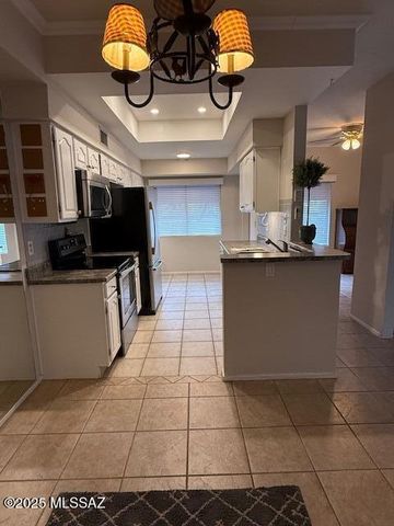 7900 E Colette Cir Unit 7, Tucson, AZ 85710