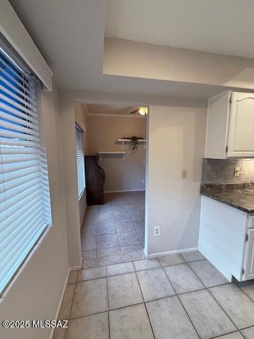 7900 E Colette Cir Unit 7, Tucson, AZ 85710