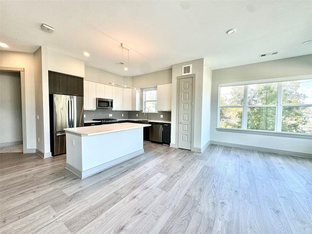 401 W 25th Street 1423, Houston, TX 77008
