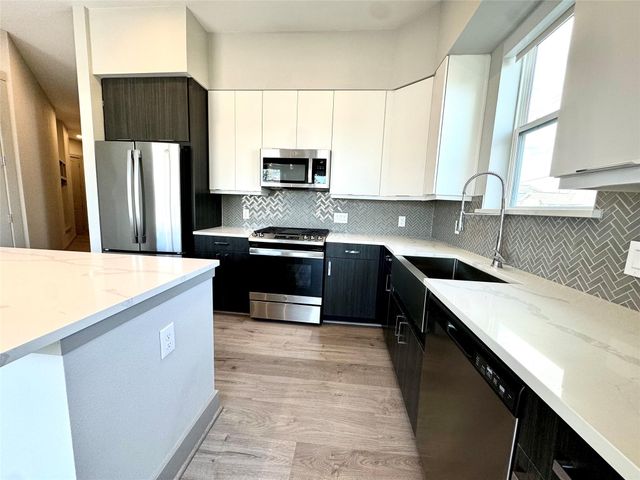 401 W 25th Street 1423, Houston, TX 77008
