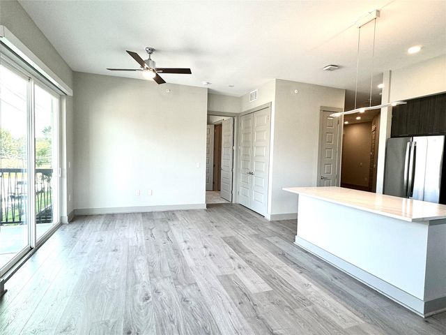 401 W 25th Street 1423, Houston, TX 77008