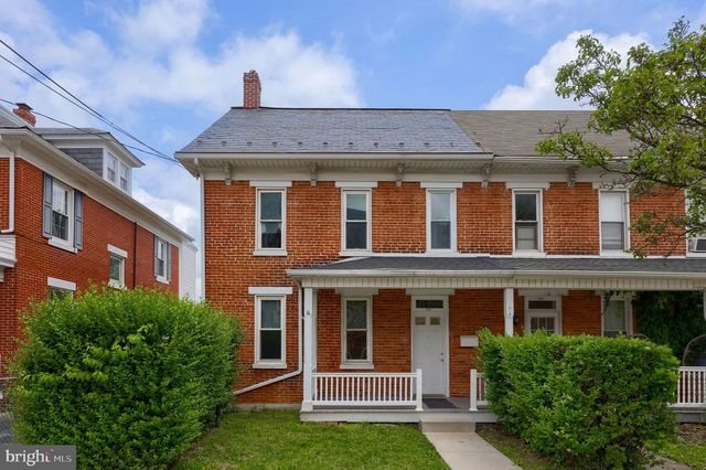 217 N CHARLES ST, Red Lion, PA 17356