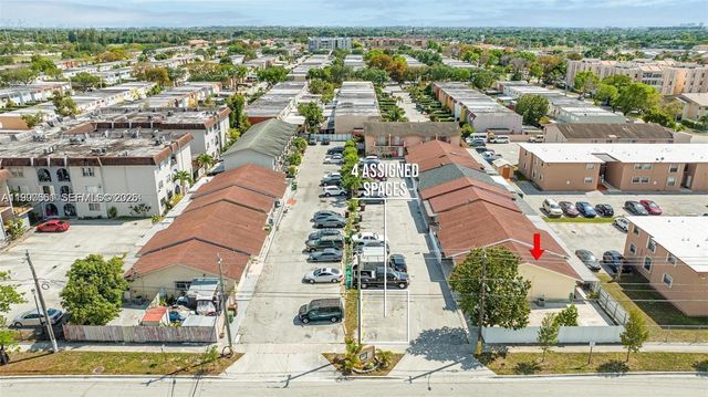 330 W 74th Place 330, Hialeah, FL 33014