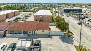 330 W 74th Place 330, Hialeah, FL 33014