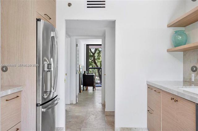 2575 S Bayshore Drive 4A, Miami, FL 33133