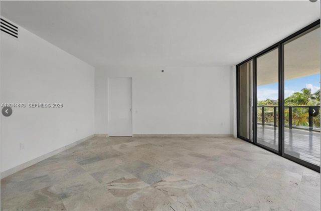 2575 S Bayshore Drive 4A, Miami, FL 33133
