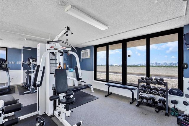 2575 S Bayshore Drive 4A, Miami, FL 33133