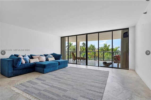 2575 S Bayshore Drive 4A, Miami, FL 33133