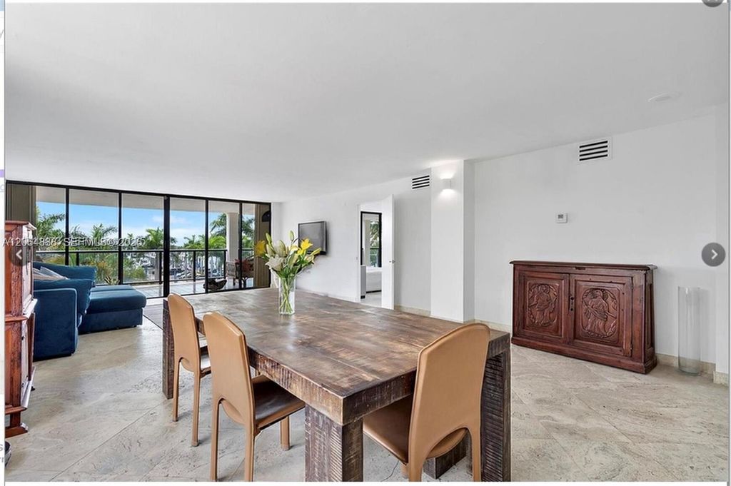 2575 S Bayshore Drive 4A, Miami, FL 33133