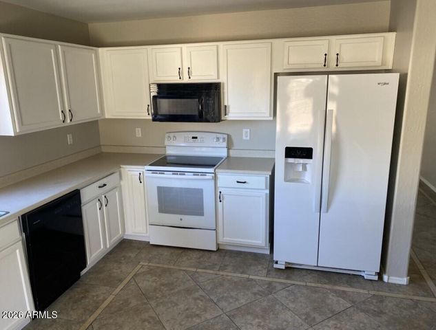 33412 N WINDMILL Run, San Tan Valley, AZ 85144