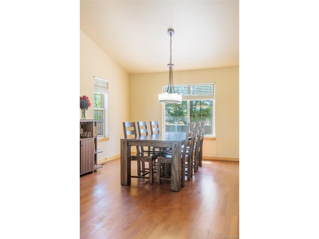 2513 Falcon Dr, Longmont, CO 80503