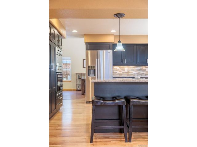 2513 Falcon Dr, Longmont, CO 80503