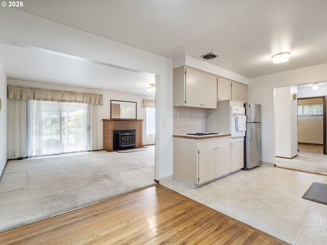 2572 WILLAMINA Ave, Forest Grove, OR 97116