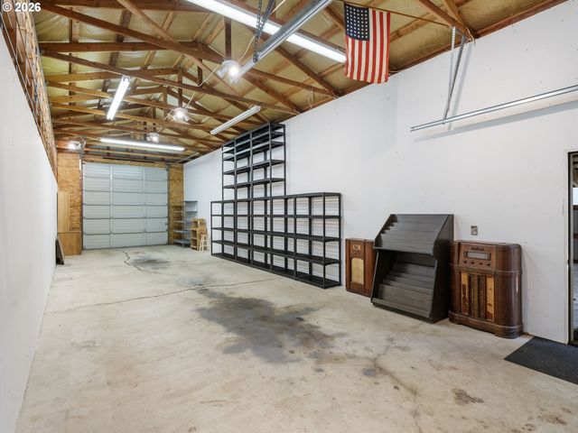 2572 WILLAMINA Ave, Forest Grove, OR 97116