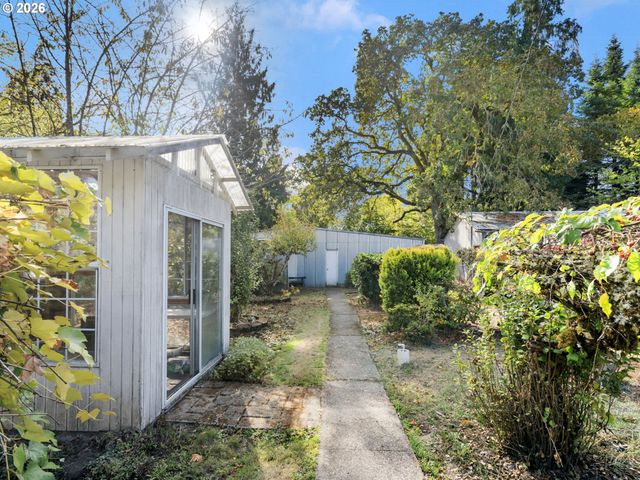 2572 WILLAMINA Ave, Forest Grove, OR 97116
