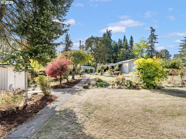 2572 WILLAMINA Ave, Forest Grove, OR 97116