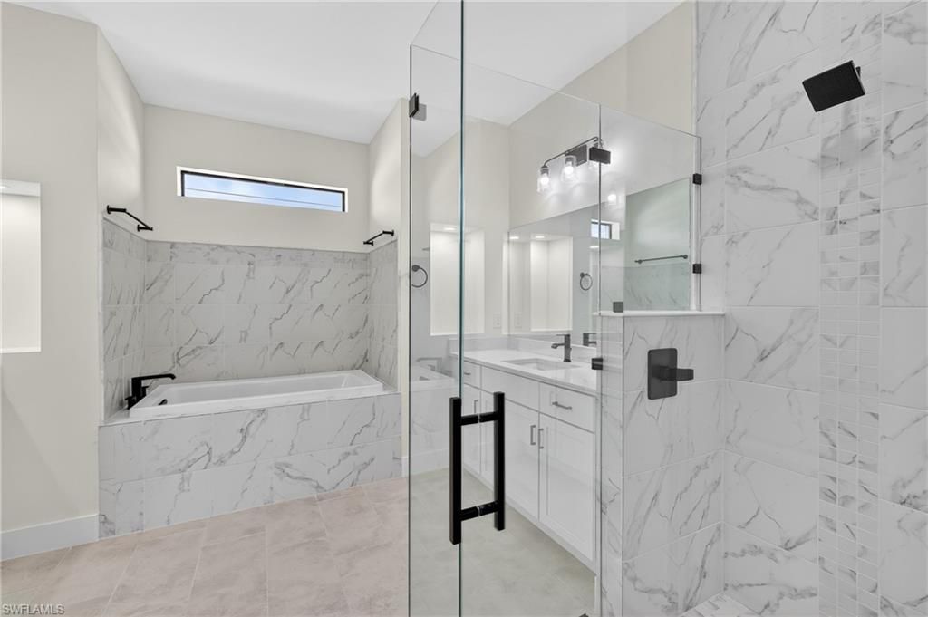 Image 21 of property listing at 817 NW 38th PL, Cape Coral, FL 33993