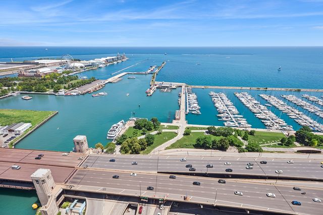 450 E Waterside Drive 2902, Chicago, IL 60601