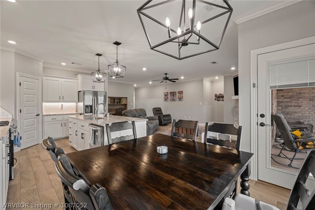 9001 Kayhill Place, Fort Smith, AR 72916