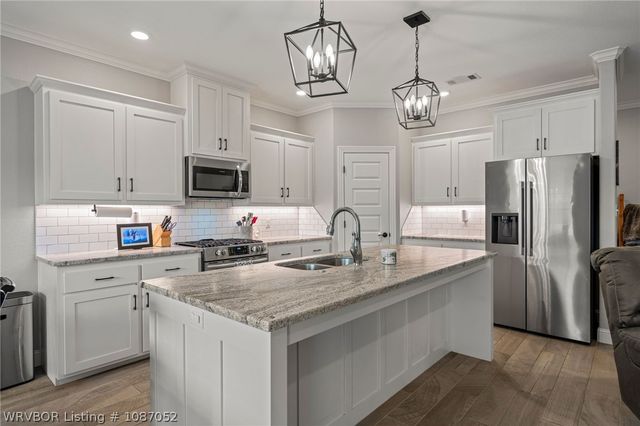 9001 Kayhill Place, Fort Smith, AR 72916