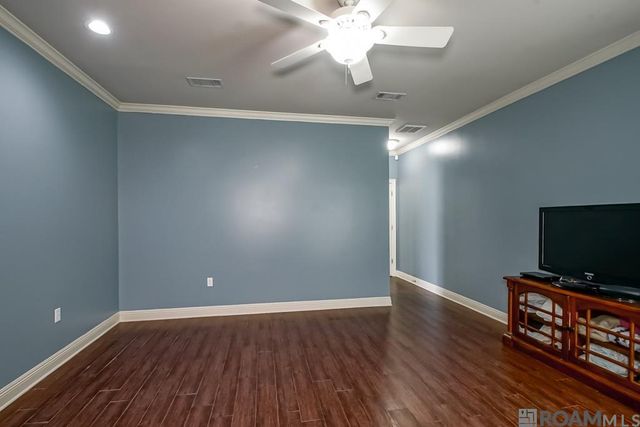 7015 Rosehill Dr, Baton Rouge, LA 70817