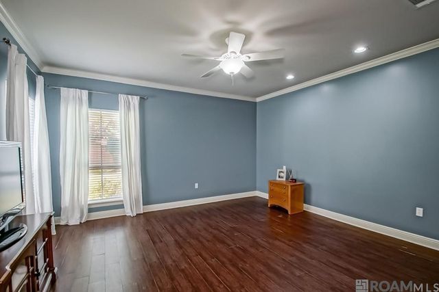 7015 Rosehill Dr, Baton Rouge, LA 70817