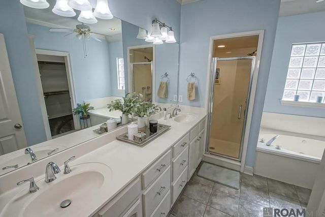 7015 Rosehill Dr, Baton Rouge, LA 70817