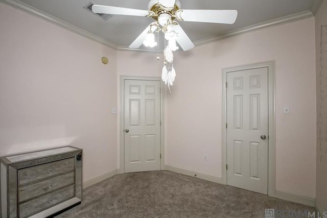 7015 Rosehill Dr, Baton Rouge, LA 70817