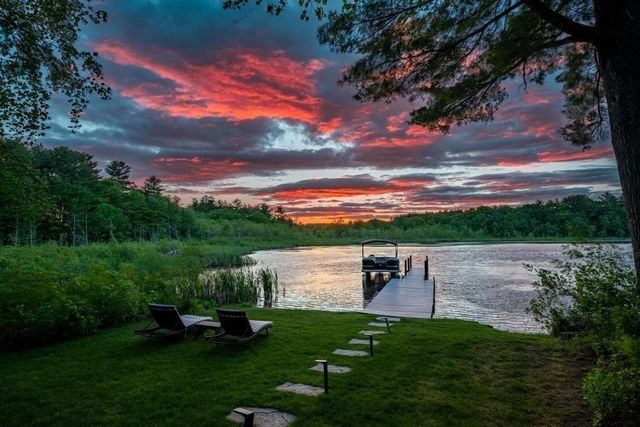 4 Northview Ave, Westford, MA 01886