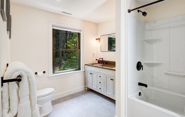 4 Northview Ave, Westford, MA 01886