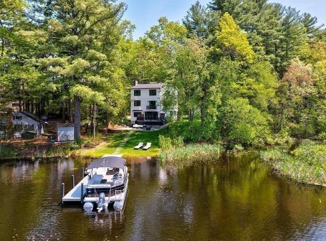 4 Northview Ave, Westford, MA 01886