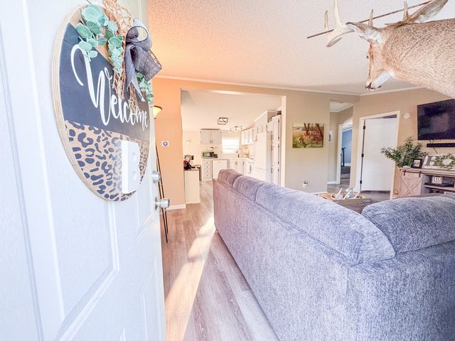 1735 Nachusa Road, Dixon, IL 61021