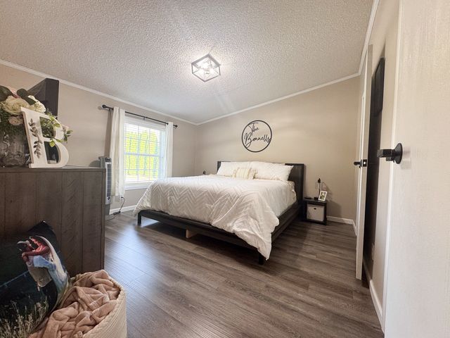 1735 Nachusa Road, Dixon, IL 61021