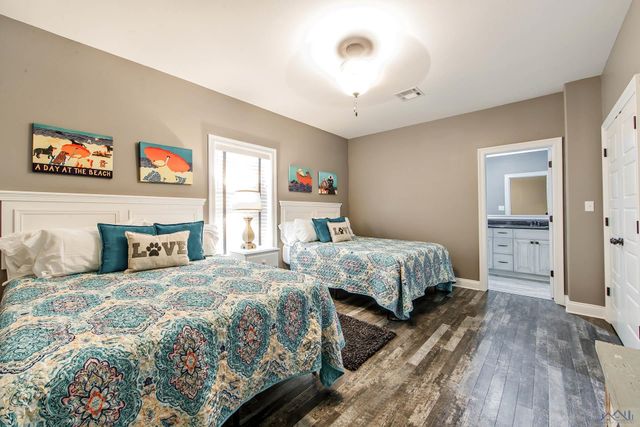 2394 Highway 1, Grand Isle, LA 70358