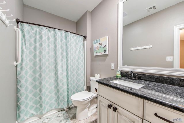 2394 Highway 1, Grand Isle, LA 70358