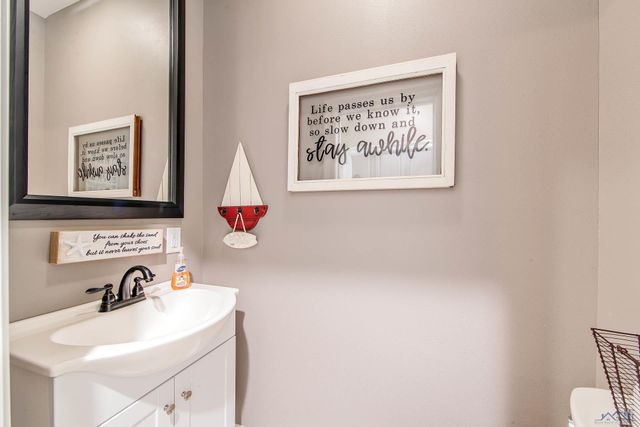 2394 Highway 1, Grand Isle, LA 70358