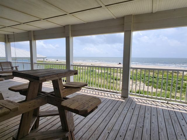 2394 Highway 1, Grand Isle, LA 70358