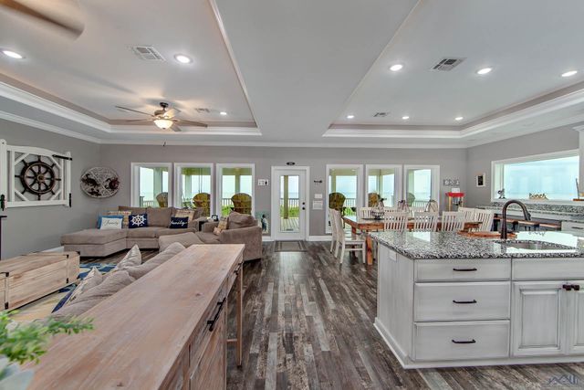 2394 Highway 1, Grand Isle, LA 70358