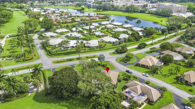 133 Clubhouse Boulevard, Atlantis, FL 33462